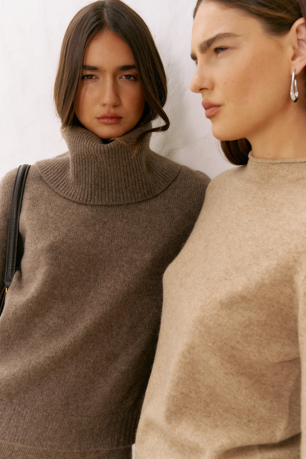 HAITELIER Second Skin ~ Yak Wool Knit Turtleneck Top - Grey